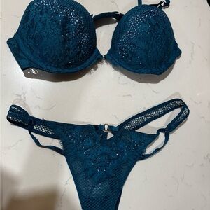 New Victoria’s Secret Teal Lace Bra and Panty Set. 36B and Large